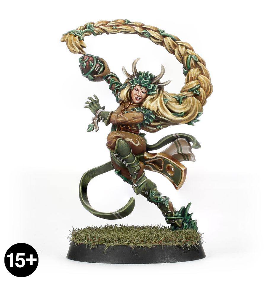 Lady Haera in Sthenian-pattern Hunting Rig